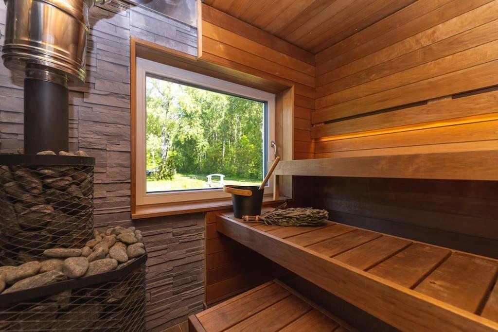 Modern Villa With Sauna & Hot Tub Hiiumaa Exterior foto